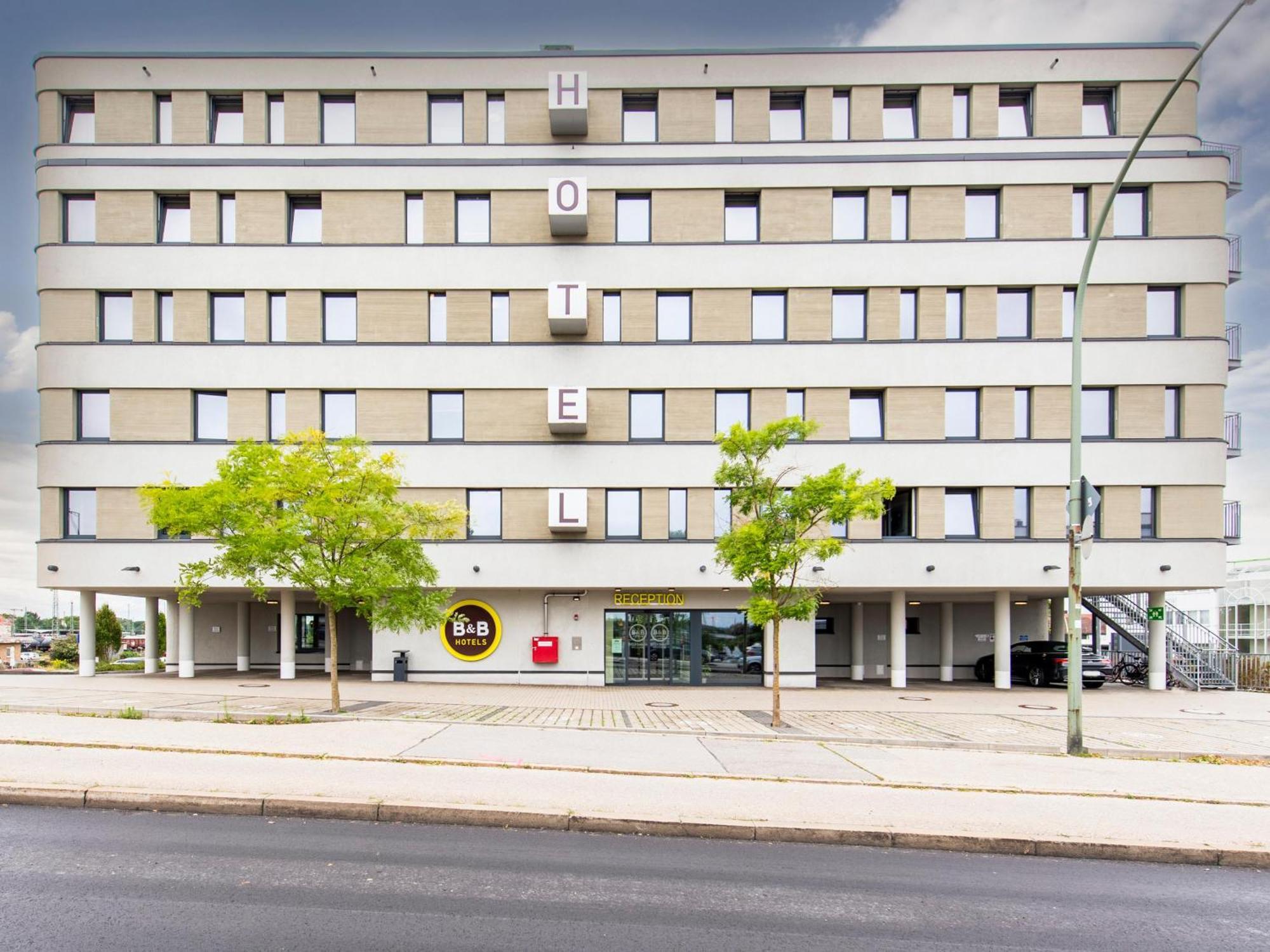 B&B Hotel Ландсхут Экстерьер фото